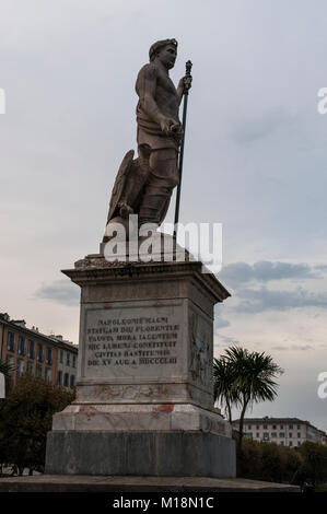 Korsika: Denkmal für Napoleon I., die Statue des berühmten florentiner Bildhauers Lorenzo Bartolini, im Ort Saint-Nicolas im Zentrum von Bastia Stockfoto