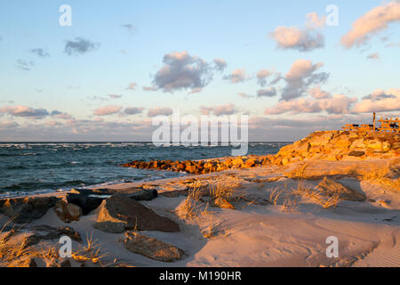 Winter Sonnenuntergang auf Chapin Strand, Dennis, Cape Cod, Massachusetts, Vereinigte Staaten von Amerika Stockfoto