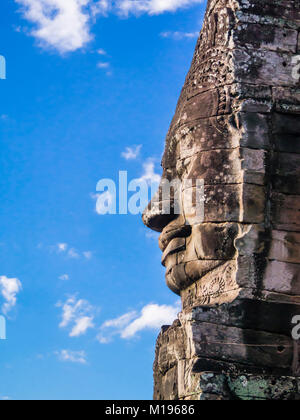 Profil von lächelnden Buddha Gesicht bei Bayon Tempel, Angkor Thom, Siem Reap, Kambodscha Stockfoto