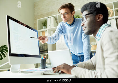 IT-Entwickler im Web Studio Stockfoto