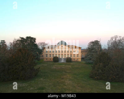 Luftaufnahme von Villa Levi in Coviolo, Universität, Reggio Emilia, Italien Stockfoto