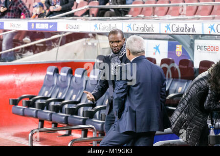 Barcelona, Spanien. 28 Jan, 2018. Abidal während des Spiels zwischen dem FC Barcelona gegen Deportivo Alaves, für die Runde 21 der Liga Santander, spielte im Camp Nou Stadion am 28. Januar 2018 in Barcelona, Spanien. Credit: Gtres Información más Comuniación auf Linie, S.L./Alamy leben Nachrichten Stockfoto