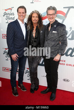 Los Angeles, CA, USA. 28 Jan, 2018. Patrick Lawler, Steven Tyler, Richard Shaw. Steven Tyler und Live Nation präsentiert die Eröffnungs-Janie Fonds Gala am Roten Studios statt. Photo Credit: Faye Sadou/AdMedia Credit: Faye Sadou/AdMedia/ZUMA Draht/Alamy leben Nachrichten Stockfoto