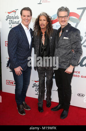 Los Angeles, CA, USA. 28 Jan, 2018. Patrick Lawler, Steven Tyler, Richard Shaw. Steven Tyler und Live Nation präsentiert die Eröffnungs-Janie Fonds Gala am Roten Studios statt. Photo Credit: Faye Sadou/AdMedia Credit: Faye Sadou/AdMedia/ZUMA Draht/Alamy leben Nachrichten Stockfoto