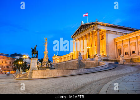 Wien, Österreich. Österreichisches Parlament Gebäude, Ringstraße, Innere Stadt in Wien. Stockfoto