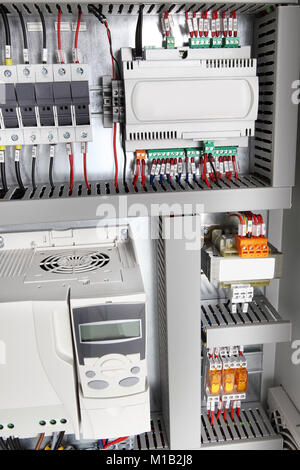 Elektrische Hintergrund, Spannung Telefonzentrale mit Leistungsschalter. Stockfoto