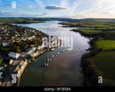 Ein Luftbild von der Mündung in Kingsbridge, Devon, Großbritannien Stockfoto