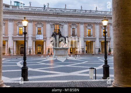 Die antike Statue von Marc Aurel. Piazza del Campidoglio. Rom, Italien. Stockfoto