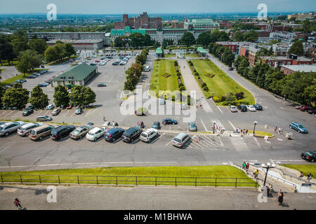 Blick auf die Landschaft mit Blick auf den hl. Josef Oratorium in Montreal, Quebec, Kanada Stockfoto