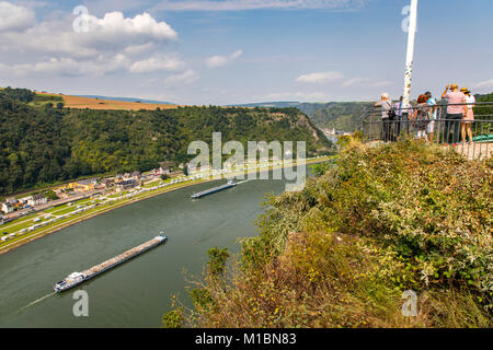 Loreleyfelsen, Rheingau, UNESCO Welterbe Oberes Mittelrheintal, Aussichtspunkt auf dem Felsen, Rhein, Deutschland, Stockfoto