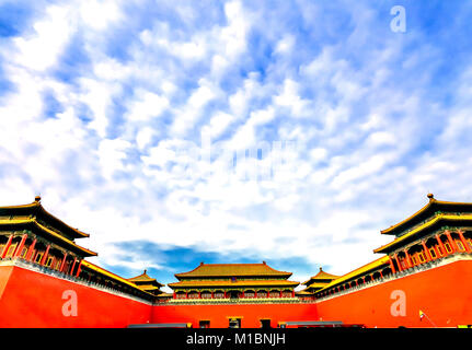 Meridian Gate Gugong Forbidden City Palace Wall Beijing China. Der Kaiserpalast in den 1600er Jahren in der Ming Dynastie errichtet Stockfoto