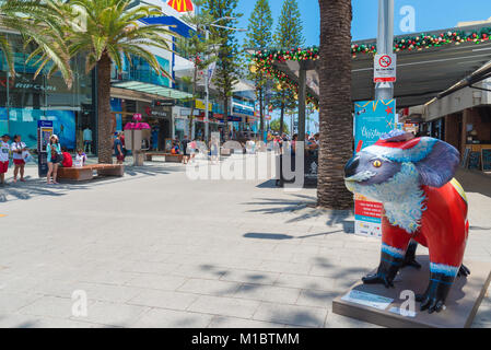 Surfers Paradise, Queensland, Australia-December 23, 2017: Street View in Surfers Paradise, Unterhaltung der Gold Coast und Tourismus Zentrum Stockfoto