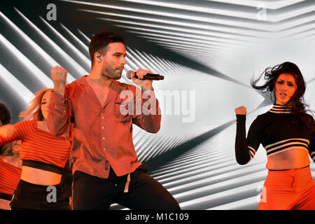 Eric Saade an Vintergalan in Saab Arena in Linköping, Schweden 2017 Stockfoto