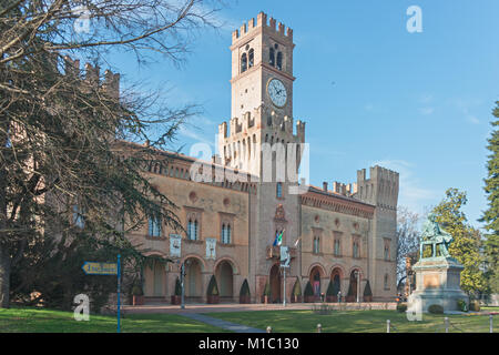 Rocca Pallavicino mit beigefügten Theater Giuseppe Verdi in Busseto Italia Stockfoto