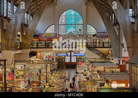 Authentische polnische Bauern Markt in der Altstadt, Hauptplatz mit traditionellen bunten und festliche Waren in Wroclaw, Polen Stockfoto