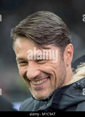 Frankfurt, Deutschland. 26 Jan, 2018. Trainer Niko Kovac (F) Fussball 1. Fussballbundesliga, 20. Spieltag, Eintracht Frankfurt (F) - Borussia Mönchengladbach (MG), am 26.01.2018 in Frankfurt/Deutschland. | Verwendung der weltweiten Kredit: dpa/Alamy leben Nachrichten Stockfoto