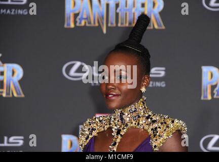 Lupita Nyong'o in der Ankunftshalle für Marvel Studios black panther Premiere, die Dolby Theater in Hollywood und Highland Center, Los Angeles, CA 29. Januar 2018. Foto von: Elizabeth Goodenough/Everett Collection Stockfoto