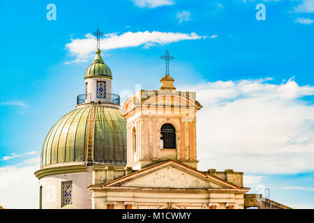 Low Angle View des historischen Zentrums von Gebäuden in Ciudad Vieja Stadt, Montevideo, Uruguay Stockfoto