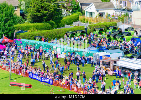 Dundonald Highland Games feiert traditionelle schottische Kultur, Pipe Band Contest, Majoren drum, solo Piping, Highland dancing und schwere Ereignisse Stockfoto