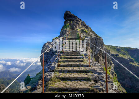 PR1 Wanderweg vom Pico Do Arieiro zum Pico Ruivo, Madeira, Portugal, Wanderweg PR1 vom Pico Do Arieiro zum Pico Ruivo Stockfoto