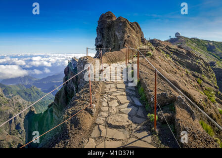 PR1 Wanderweg vom Pico Do Arieiro zum Pico Ruivo, Madeira, Portugal, Wanderweg PR1 vom Pico Do Arieiro zum Pico Ruivo Stockfoto