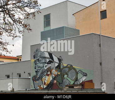 BRATISLAVA, SLOWAKEI - 25. SEPTEMBER 2017: Wand Graffiti in der Innenstadt. Mit einer Bevölkerung von etwa 450 000, Bratislava ist eine der kleineren Kulturhauptstädte Stockfoto