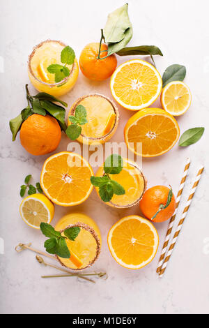 Orange und Zitrone Margarita Cocktail Stockfoto