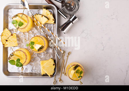 Ananas kalte Cocktails Stockfoto