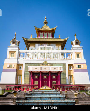 ELISTA, Russland - JULE 25, 2017: Buddhistische Tempel: 'Golden Aufenthaltsort von Buddha Shakyamuni.', Elista, Russland. Stockfoto