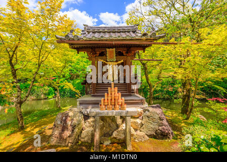 Benzaiten Heiligtum in Eikan-do Stockfoto