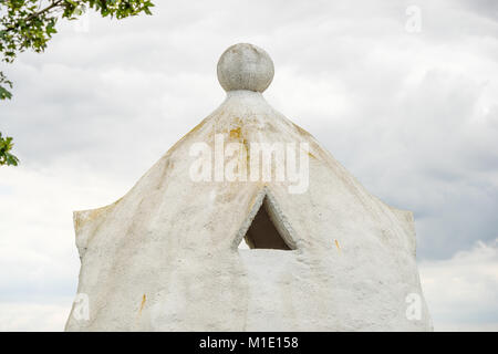 Weingut Unterschlupf im Stil einer italienischen Trullo in Rheinhessen, Deutschland, Rhein-Hessen. Stockfoto