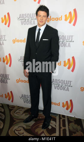 CENTURY CITY, CA - 17. April: Schauspieler Corey Monteith besucht die 21. jährlichen GLAAD Media Awards auf der Hyatt Regency Century Plaza am 17. April in Century City, Kalifornien 2010. Foto von Barry King/Alamy Stock Foto Stockfoto