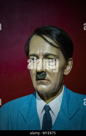 Wax Statue der Nationalsozialistischen Diktator Adolf Hitler an der Krakauer Wax Museum - Krakau, Polen. Stockfoto