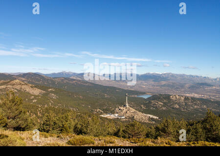 Valle de los Caidos, das Valle de los Caidos (Tal der Gefallenen) katholische Basilika, monumentale Gedenkstätte und dem spanischen Diktator Franco Grab. Stockfoto