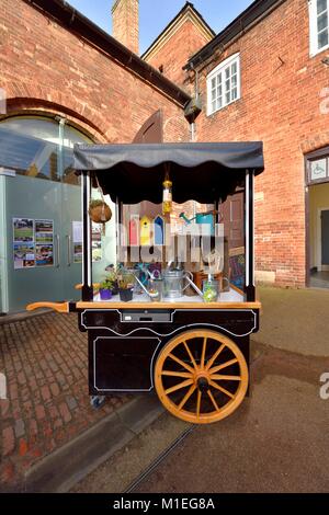 Outdoor Produkt anzeigen Barrow Wollaton Park Nottingham England Großbritannien Stockfoto