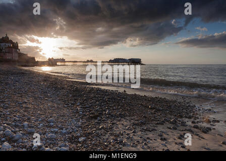 Cromer Pier bei Sonnenuntergang, auf North Norfolk Coast. Stockfoto