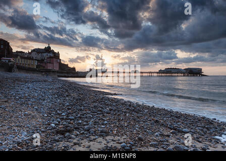 Cromer Pier bei Sonnenuntergang, auf North Norfolk Coast. Stockfoto