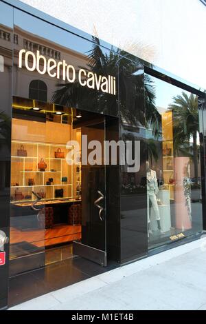 LOS ANGELES, USA - April 5, 2014: Roberto Cavalli in Beverly Hills, Los Angeles. Roberto Cavalli Gruppe hatte 201 Mio. Euro Umsatz in 2013. Es h Stockfoto