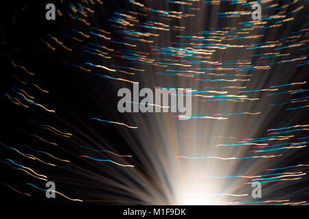 Fibre optic Lampen, abstrakte mehrfarbig auf schwarzem Hintergrund Stockfoto