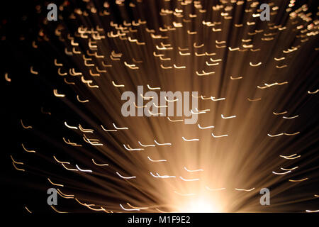 Fibre optic Lampen, abstrakte mehrfarbig auf schwarzem Hintergrund Stockfoto