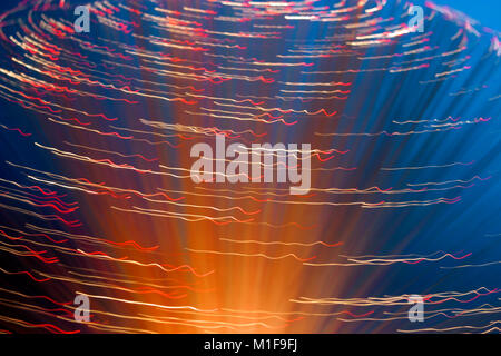 Lwl-Lampen, multi-abstrakte Farbige auf blauem Hintergrund Stockfoto