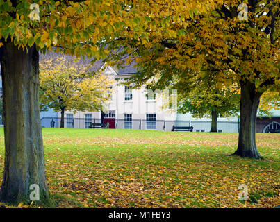 Ein Herbst Blick auf einer ruhigen Ecke von Ludlow, Shropshire, England, Großbritannien Stockfoto