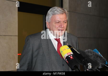 Bilder von der Fraktion sprechen Fraktionssitzung, den 30. Januar 2018, Berlin, Deutschland, Deutsche Politik, in der Willy-brand-Haus featuringm, Volker Bouffier Stockfoto