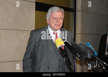 Bilder von der Fraktion sprechen Fraktionssitzung, den 30. Januar 2018, Berlin, Deutschland, Deutsche Politik, in der Willy-brand-Haus featuringm, Volker Bouffier Stockfoto