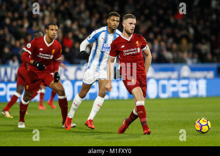 Huddersfield, Großbritannien. 30 Jan, 2018. Jordan Henderson von Liverpool in der Premier League Match zwischen Huddersfield Town und Liverpool bei John Smith's Stadium am 30. Januar 2018 in Huddersfield, England. (Foto von Daniel Chesterton/phcimages.com) Credit: PHC Images/Alamy leben Nachrichten Stockfoto