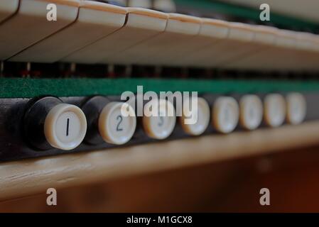 Pipe Organ Daumen Kolben Stockfoto