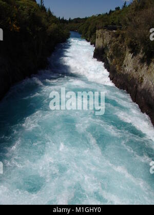 Huka Falls, Nordinsel von Neuseeland, Taupo. Touristische Attraktion Stockfoto