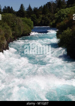 Huka Falls, Nordinsel von Neuseeland, Taupo. Touristische Attraktion Stockfoto