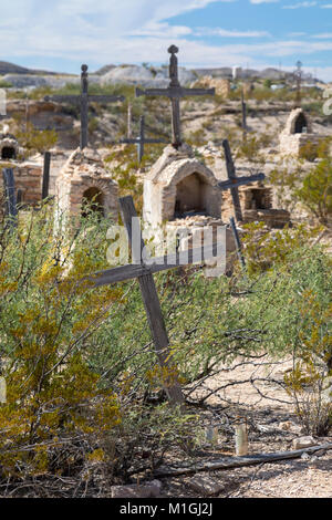 Terlingua, Texas - der terlingua Friedhof, im Jahr 1900 gegründet, ist die letzte Ruhestätte für Quecksilber Bergleute, schießerei Opfer, und die Stockfoto