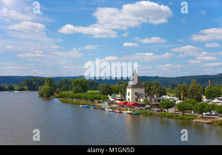 Alte Fähre Tower, Wahrzeichen der Mosel Dorf Schweich, außerhalb der Gastronomie, Mosel, Rheinland-Pfalz, Deutschland, Europa Stockfoto